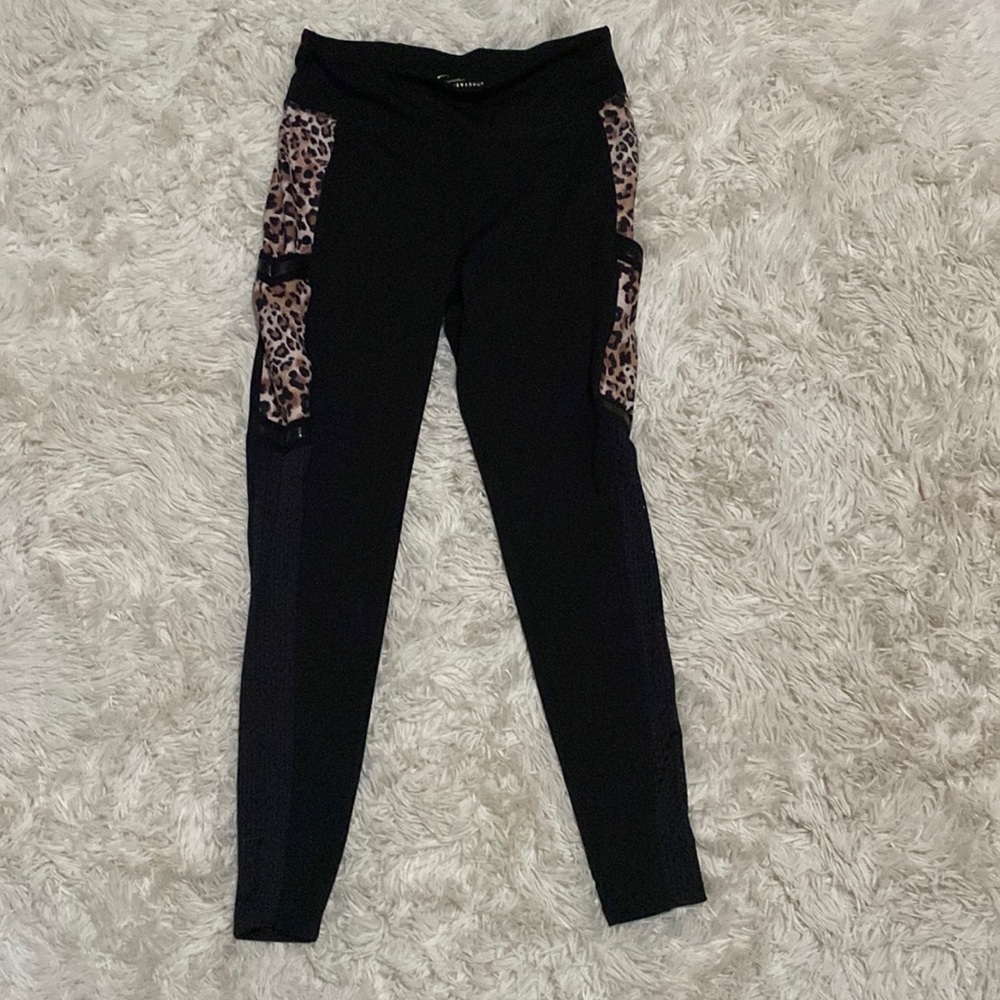 Leopard Leggings with Side Pockets